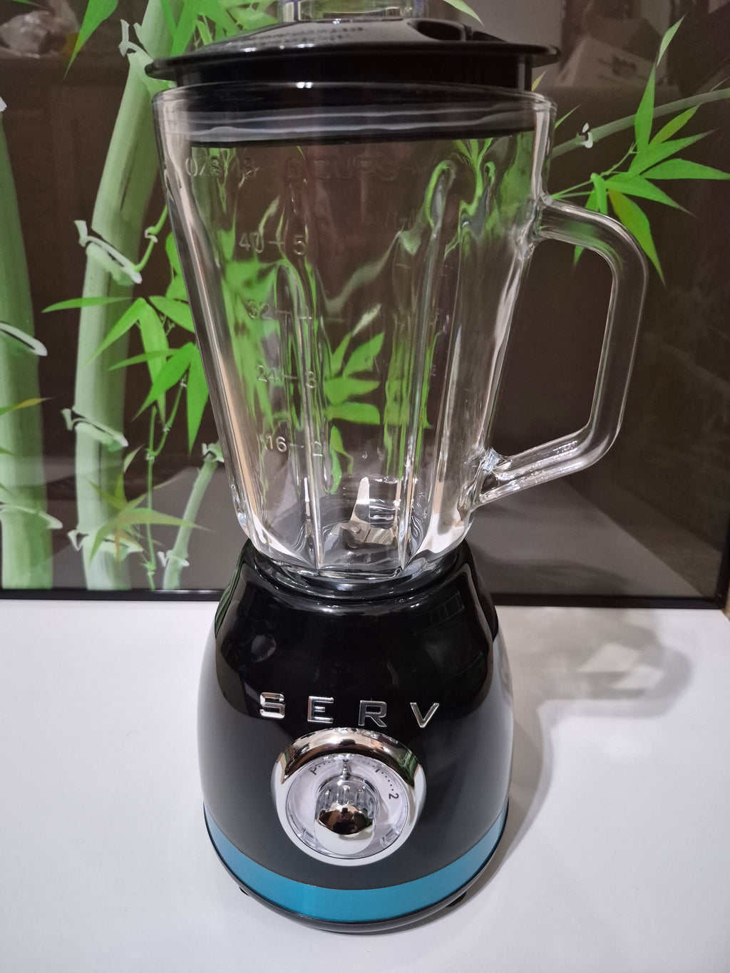 Retro Glass Blender
